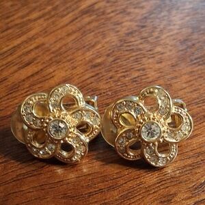 Gold Flower Stud Earrings